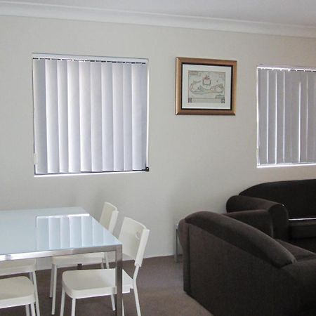 Parkside Apartments Parramatta Сидни Екстериор снимка